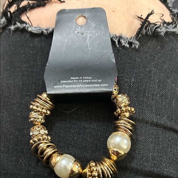 Paparazzi Gold and Cream Bracelet - Picture 3 of 4